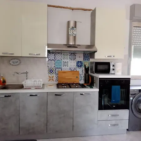 Holiday home Limoncelo De Saracena Augusta